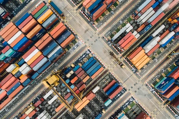 Lidyon kurumsal dış ticaret ve tedarik operasyonları